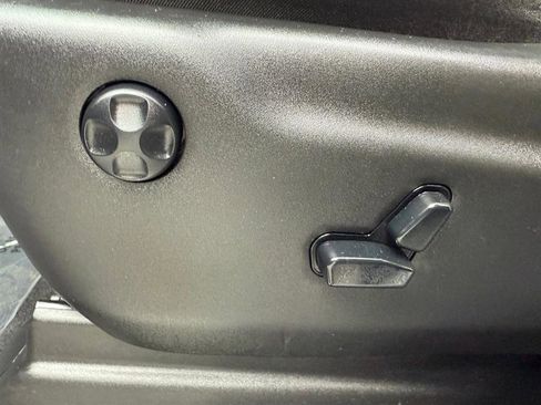 Used 2020 Dodge Durango GT image 34