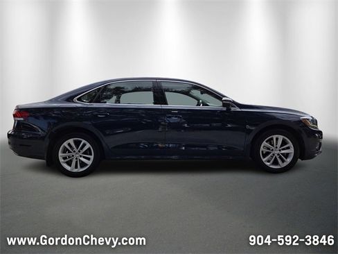 Used 2020 Volkswagen Passat 2.0T SE image 7