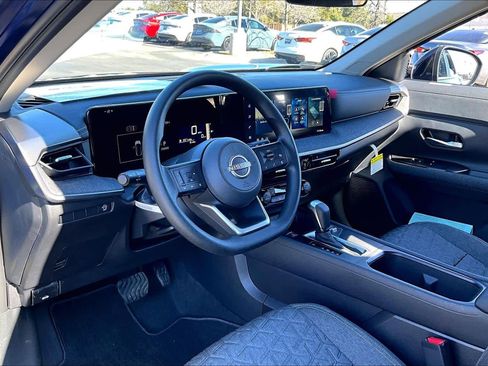 New 2026 Nissan Kicks SV image 8