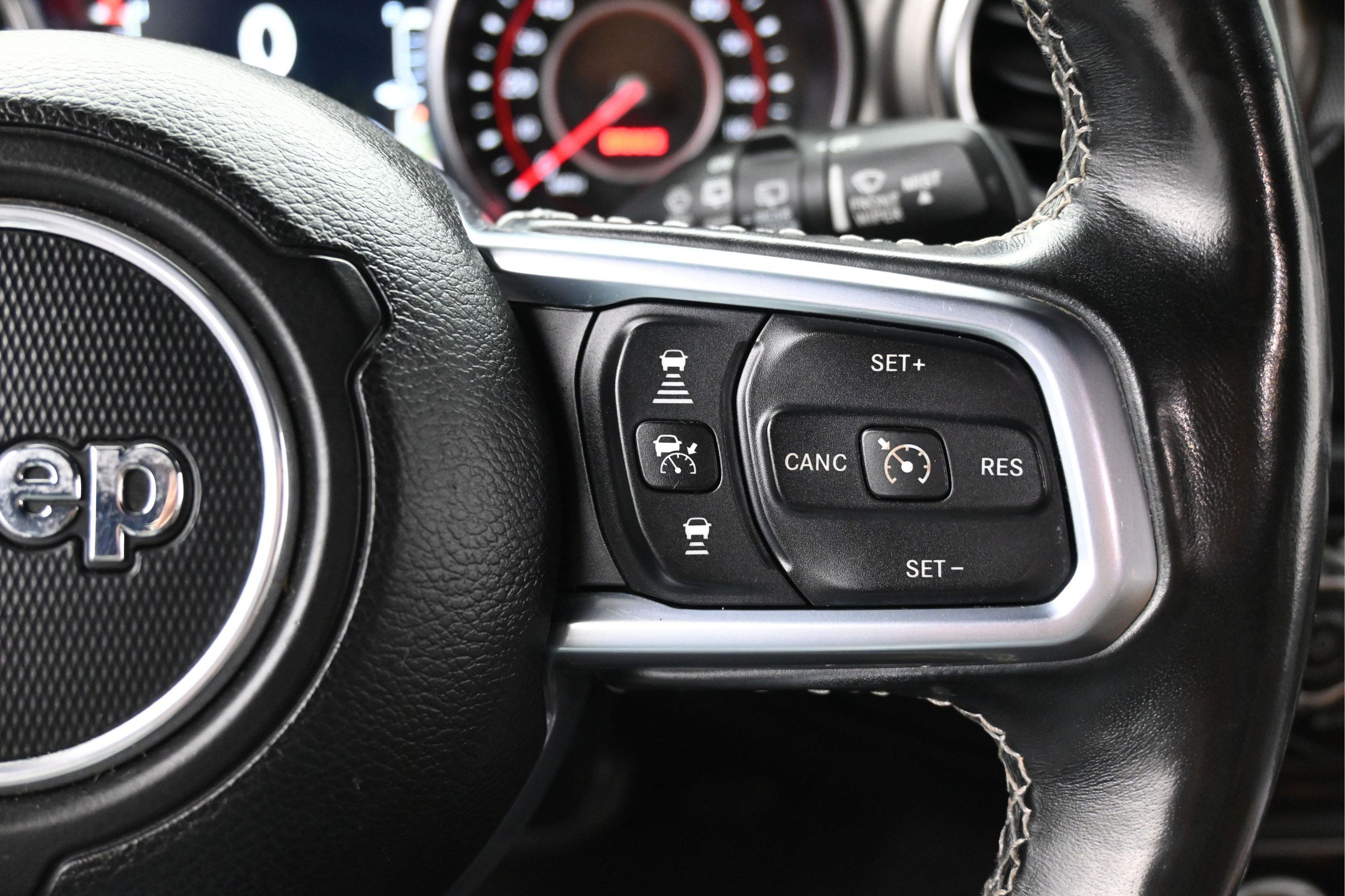 Used 2021 Jeep Wrangler Unlimited Rubicon AWD/4WD image 15