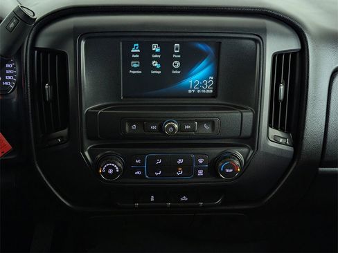 Used 2018 Chevrolet Silverado 1500 Custom w/ Texas Edition image 10