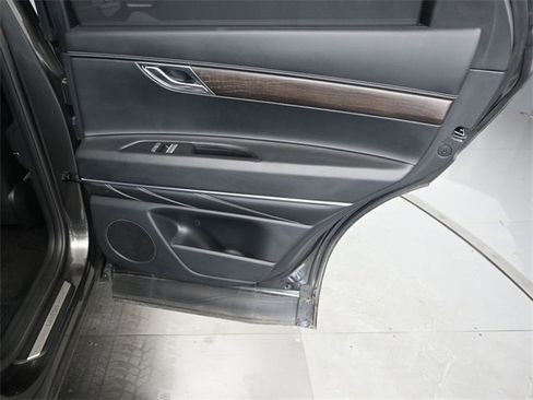 Used 2024 Genesis GV80 2.5T image 21