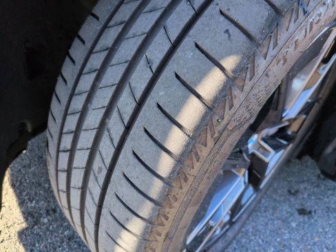 Used 2025 BMW i4 eDrive40 w/ Parking Assistance Package image 12