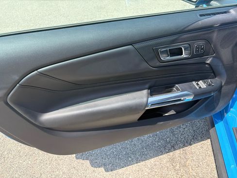 Used 2025 Ford Mustang GT Premium RWD image 10