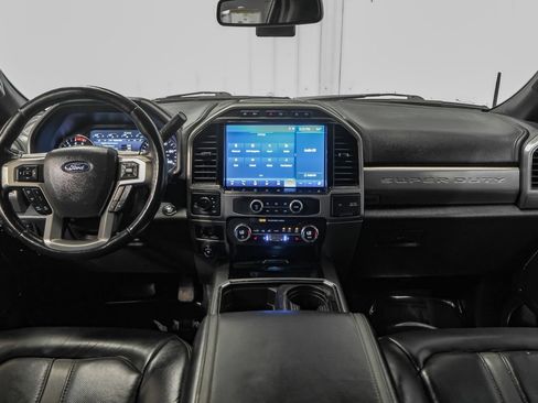 Used 2022 Ford F250 Platinum w/ FX4 Off-Road Package AWD/4WD image 14