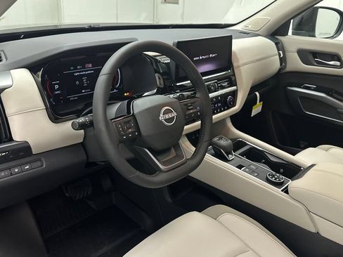 New 2026 Nissan Pathfinder SL w/ SL Premium Package AWD/4WD image 22