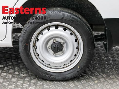 Used 2020 Nissan NV200 S image 8