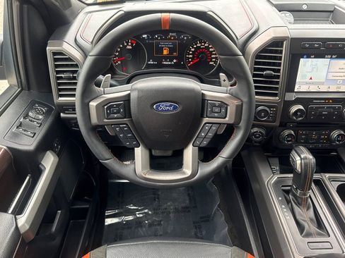 Used 2018 Ford F150 Raptor w/ Equipment Group 802A Luxury AWD/4WD image 14