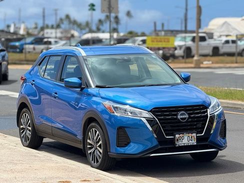 Used 2022 Nissan Kicks SV FWD image 6