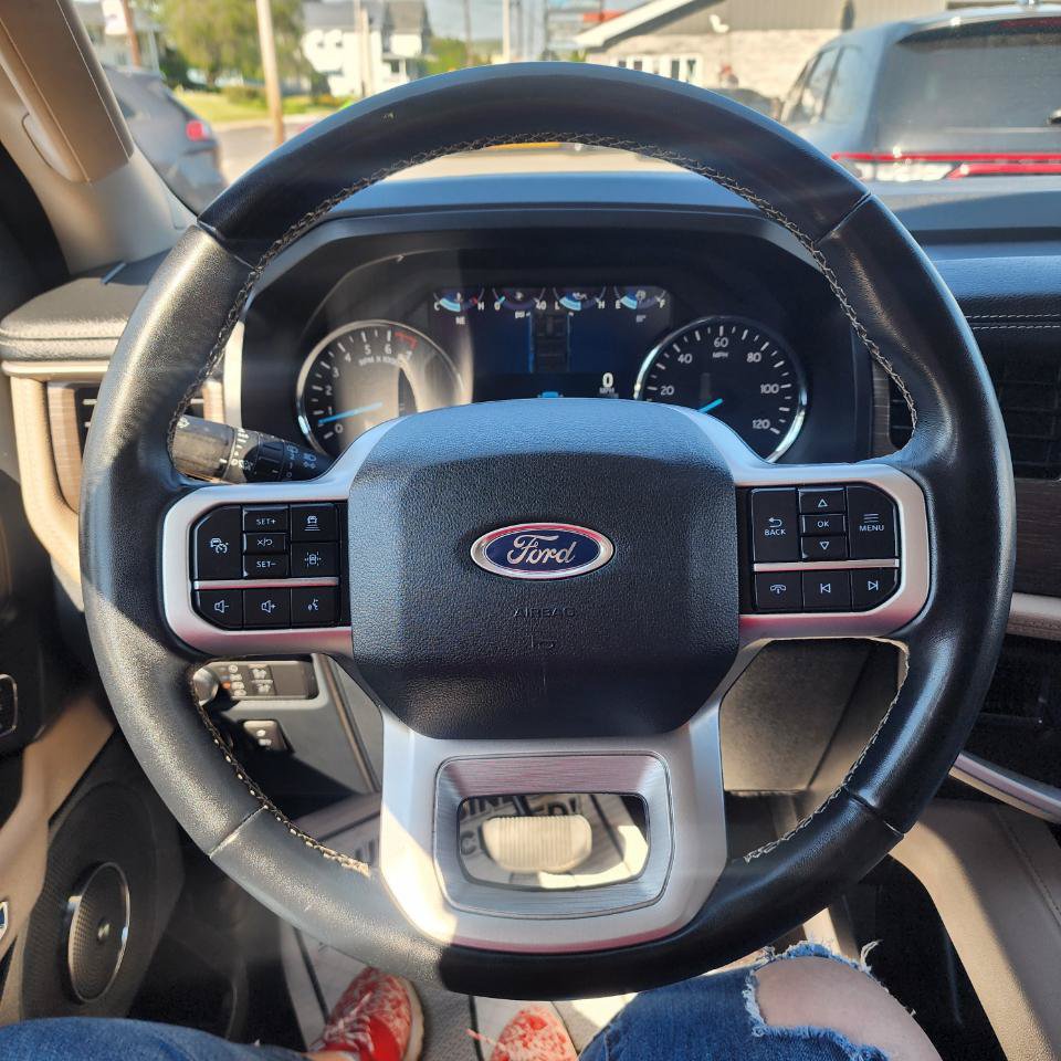 Used 2022 Ford Expedition Max Limited AWD/4WD image 8