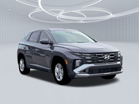 New 2026 Hyundai Tucson SE FWD image 11