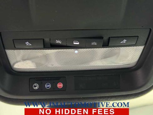 Used 2016 Chevrolet Cruze LT w/ Sun And Sound Package FWD image 33