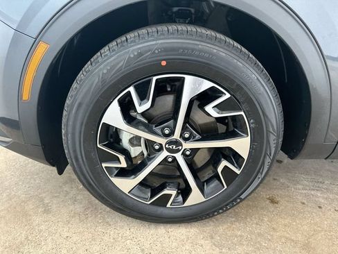 Certified 2023 Kia Sportage EX FWD image 20