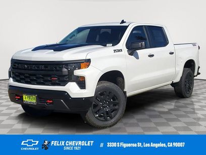 New 2026 Chevrolet Silverado 1500 Custom Trail Boss w/ LPO, Dark Essentials Package