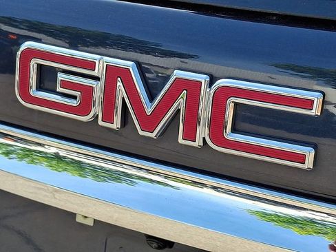 Used 2018 GMC Terrain Denali w/ GMC Pro Grade Package AWD/4WD image 25