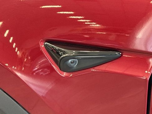 Used 2024 Tesla Model X image 8