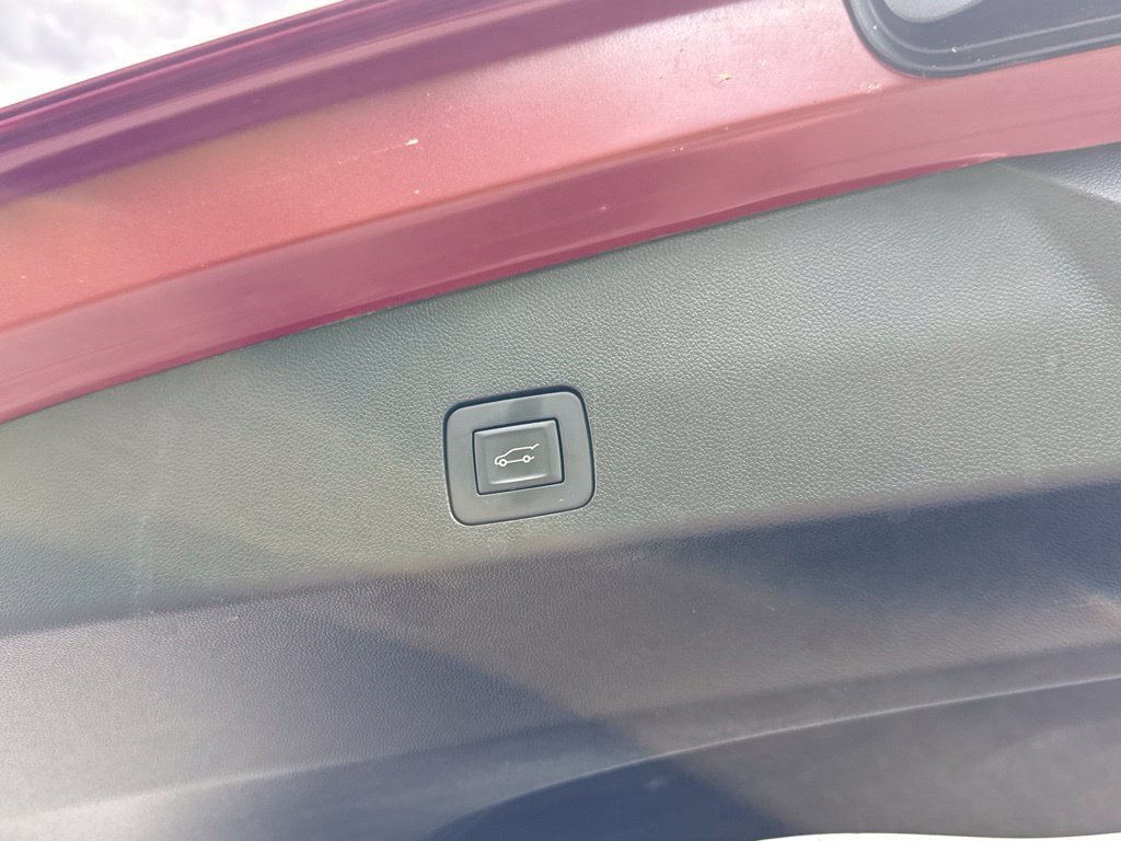 Used 2023 Buick Encore GX Select AWD/4WD image 19