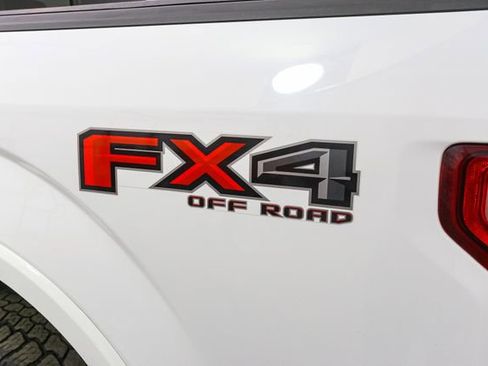 Used 2015 Ford F150 XLT w/ Equipment Group 302A Luxury AWD/4WD image 8