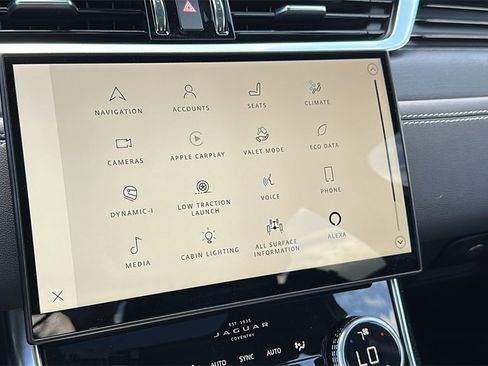 New 2024 Jaguar XF R-Dynamic SE image 18