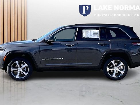 New 2026 Jeep Grand Cherokee Limited w/ Luxury Tech Group II AWD/4WD image 6
