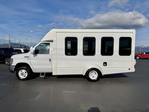 Used 2013 Ford E-350 and Econoline 350 Super Duty w/ Shuttle Bus Prep Pkg image 6