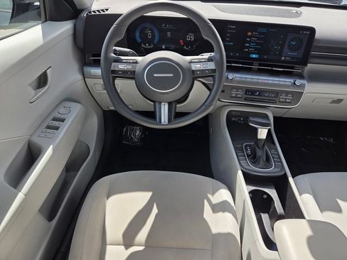 Used 2024 Hyundai Kona SEL FWD image 8