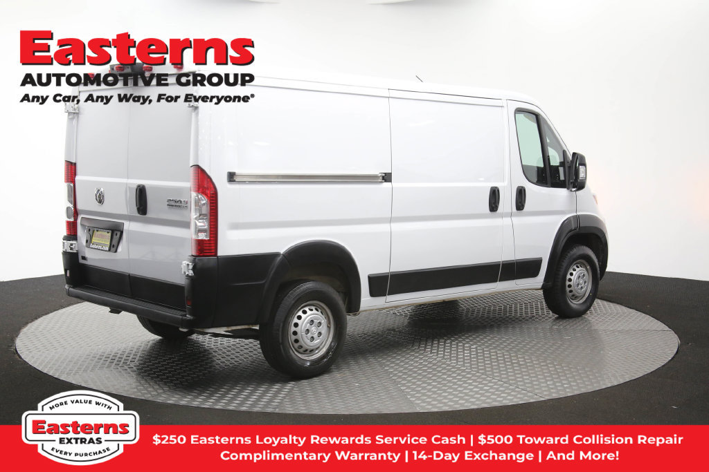 Used 2025 RAM ProMaster 2500 w/ Convenience Group FWD image 41
