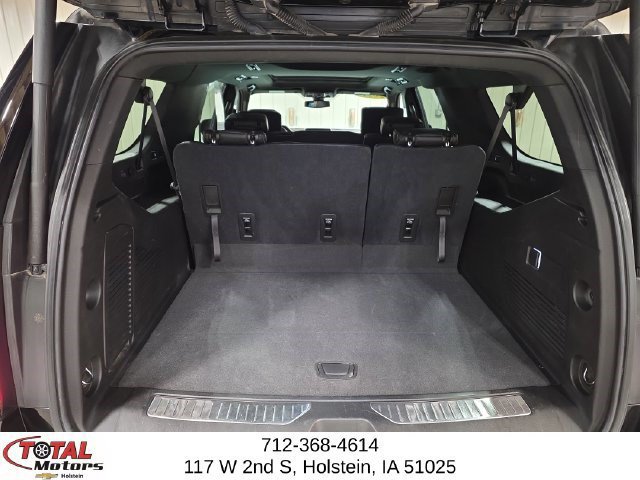 Used 2021 Chevrolet Suburban RST w/ Rear Media and Nav Package AWD/4WD image 9