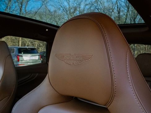 New 2026 Aston Martin DBX 707 image 11