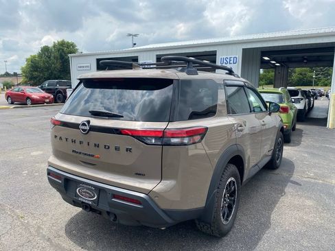Used 2024 Nissan Pathfinder Rock Creek AWD/4WD image 4