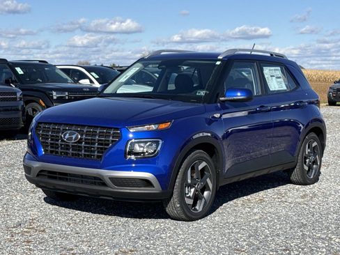 New 2026 Hyundai Venue SEL image 16
