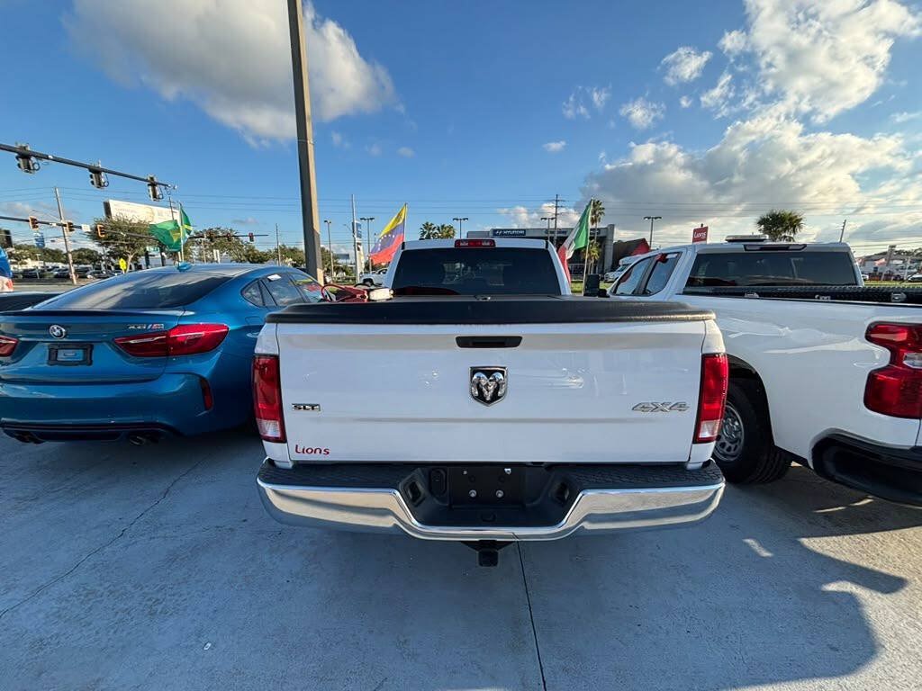 Used 2023 RAM 1500 Classic SLT AWD/4WD image 2