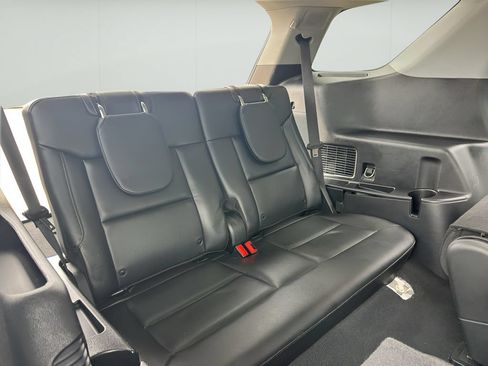 Used 2023 Ford Explorer Limited w/ Equipment Group 301A RWD image 24