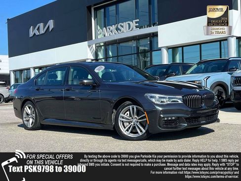Used 2019 BMW 750i xDrive w/ Executive Package AWD/4WD image 1