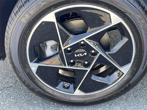 New 2025 Kia Soul EX image 11