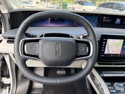 New 2026 Lincoln Nautilus Reserve w/ Jet Appearance Package AWD/4WD image 25