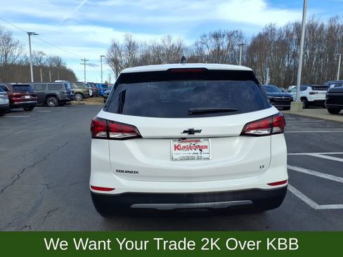 Used 2023 Chevrolet Equinox LT FWD image 3