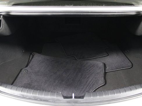 Used 2019 Kia Cadenza Technology image 15