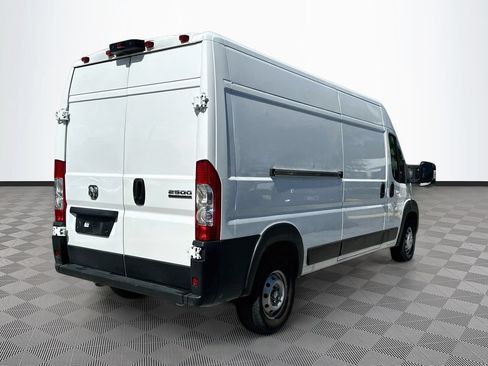 Used 2023 RAM ProMaster 2500 FWD image 7