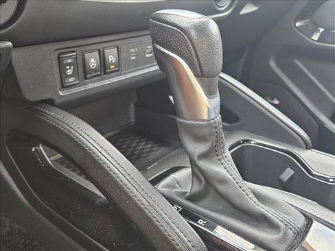 Used 2022 Nissan Frontier PRO-4X w/ Pro-4X Premium Package AWD/4WD image 12