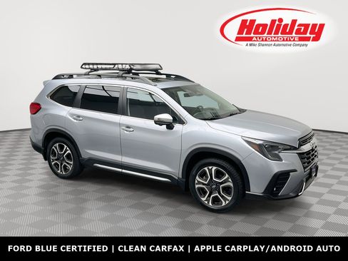 Used 2023 Subaru Ascent Touring image 1