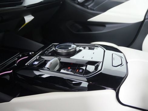 New 2026 BMW 530i image 23