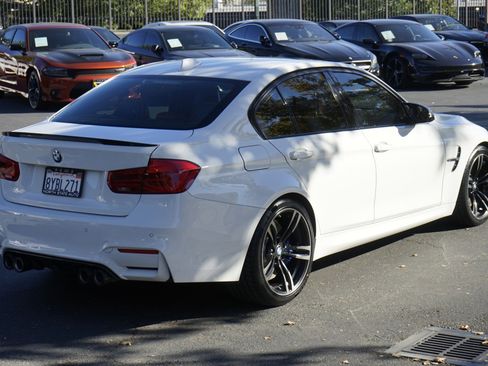 Used 2017 BMW M3 image 7