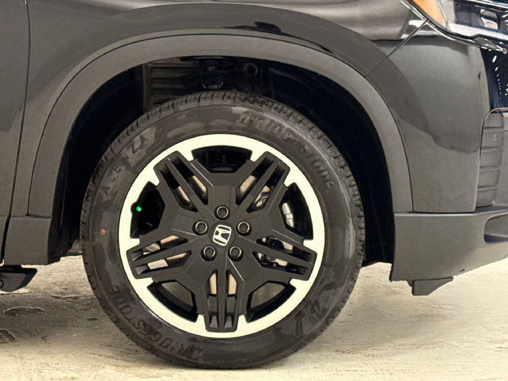 New 2026 Honda Pilot Touring image 6