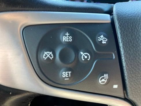 Used 2019 GMC Yukon XL SLT w/ Open Road Package AWD/4WD image 22