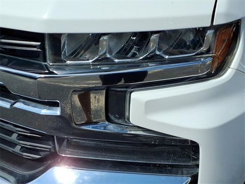 Used 2020 Chevrolet Silverado 1500 LT w/ Texas Edition image 13