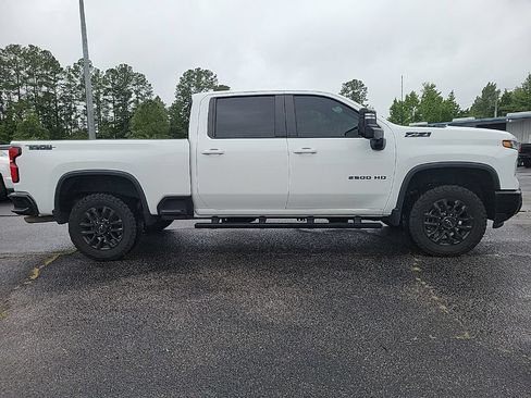 Used 2025 Chevrolet Silverado 2500 LT w/ Trail Boss Package AWD/4WD image 10