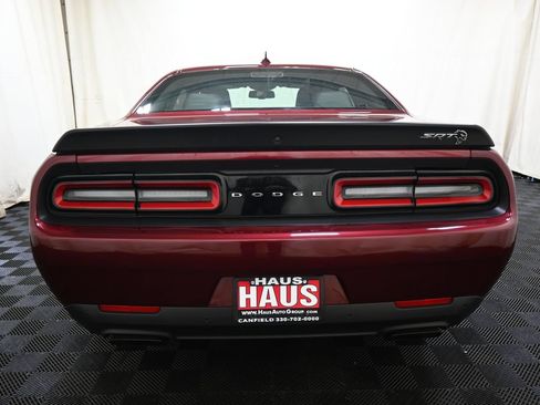 Used 2018 Dodge Challenger SRT Hellcat RWD image 14