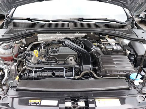 Used 2024 Volkswagen Jetta SE FWD image 45