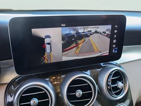 Used 2021 Mercedes-Benz GLC 300 image 19